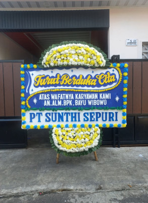 Papan Bunga Duka di Mado